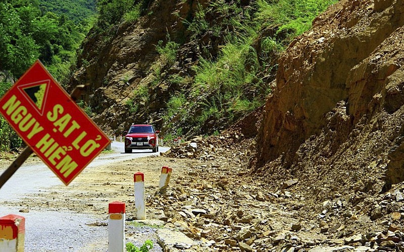 Nghệ An: Cảnh báo mưa to, nguy cơ sạt lở đất, ngập lụt và lũ quét ở vùng núi - Ảnh 1