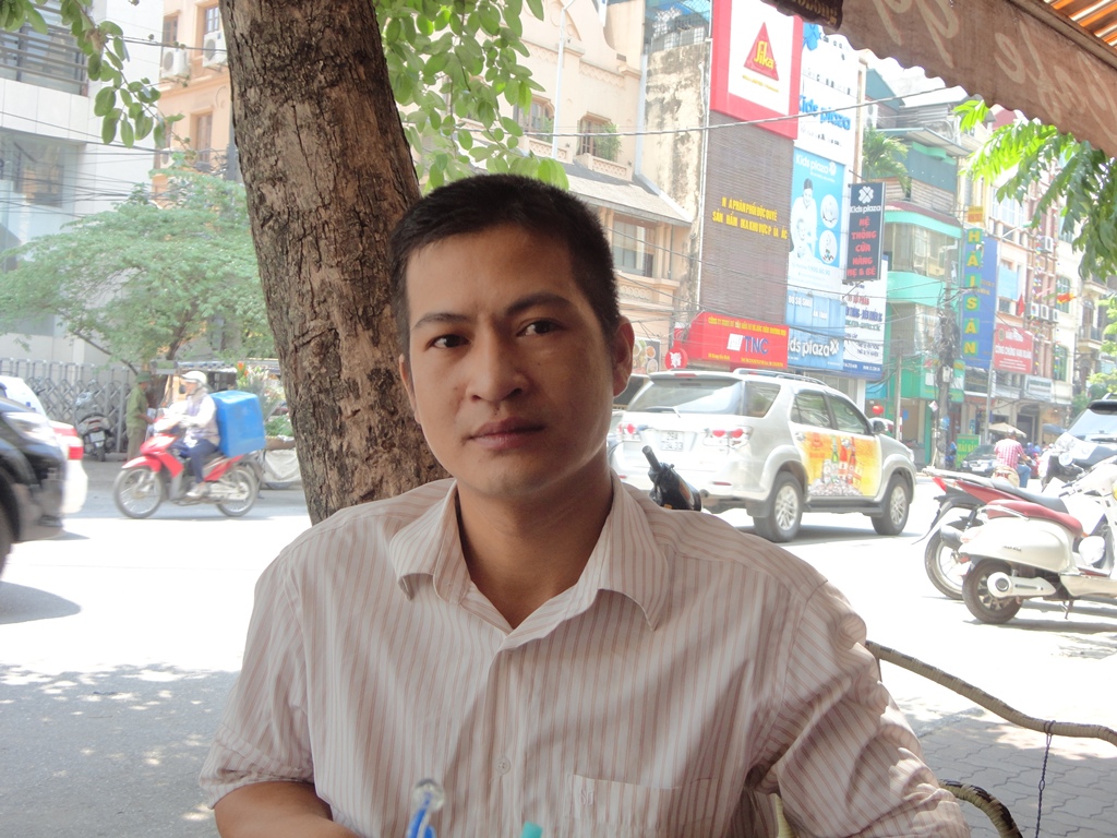 Anh Đỗ Hải Ninh bức xúc về việc chăm sóc và giải quyết quyền lợi cho khách hàng của Vinaphone không thấu đáo.