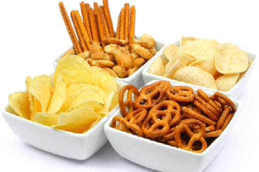 Đồ ăn vặt thường chứa nhiều chất béo bão hòa (satured fat) làm tăng nguy cơ béo phì