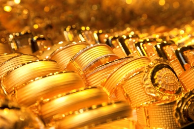 Ngày 1/8: Giá vàng SJC quay đầu giảm, tỷ giá USD biến động nhẹ.