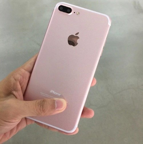 Mẫu iPhone 7 Plus phiên bản màu vàng hồng vừa rò rỉ.