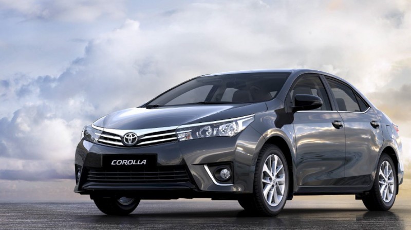 7. Toyota Corolla Altis
Doanh số: 742
Tăng/giảm so với tháng trước: 339