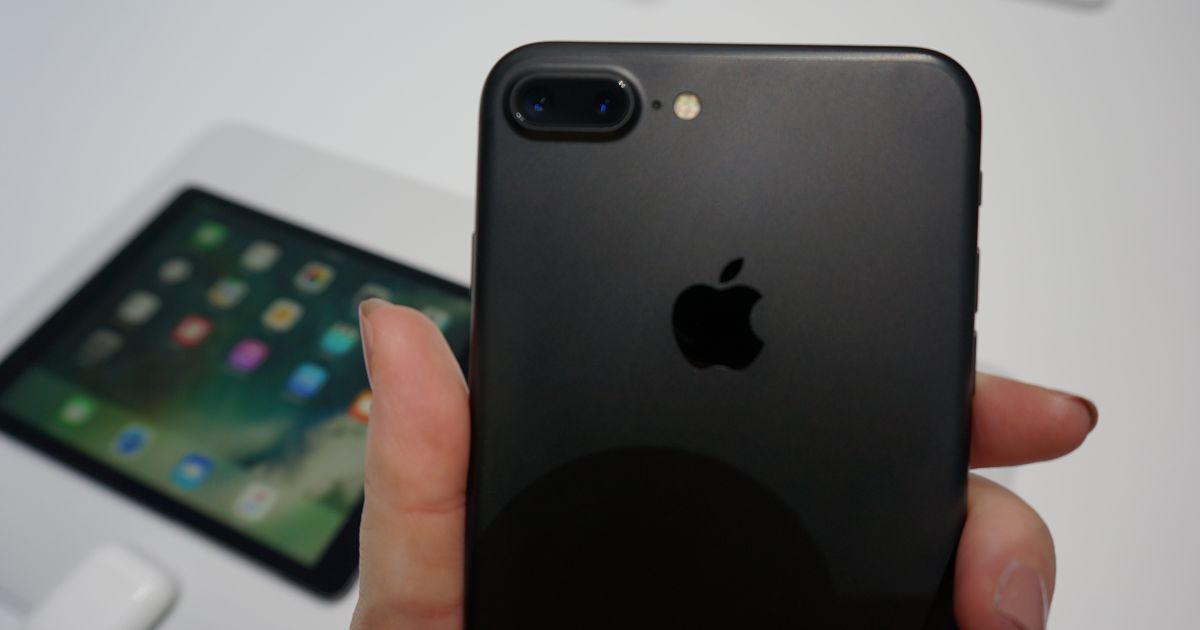 Apple ra mắt iOS 10.0.3 dành riêng cho iPhone 7.