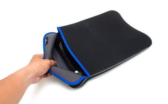  cần phải sắm thêm một túi chống xóc để bảo vệ tốt hơn cho laptop để tránh các trường hợp va đập không cần thiết.