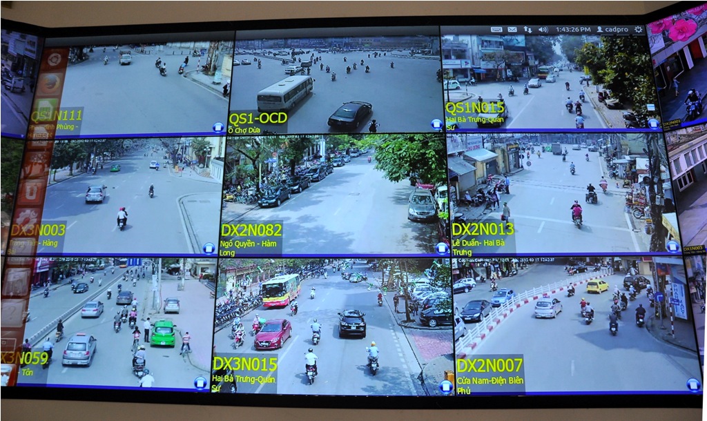 Đồng thời, tăng cường khả năng giám sát giao thông bằng hình ảnh (quan sát tình hình giao thông qua camera và phát hiện phương tiện vi phạm thông qua hệ thống camera giám sát) để đảm bảo ANTT trên địa bàn TP.