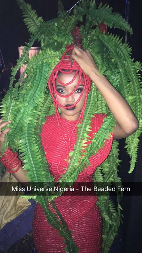 Trang phục của đại diện Nigeria lấy cảm hứng từ cây dương xỉ