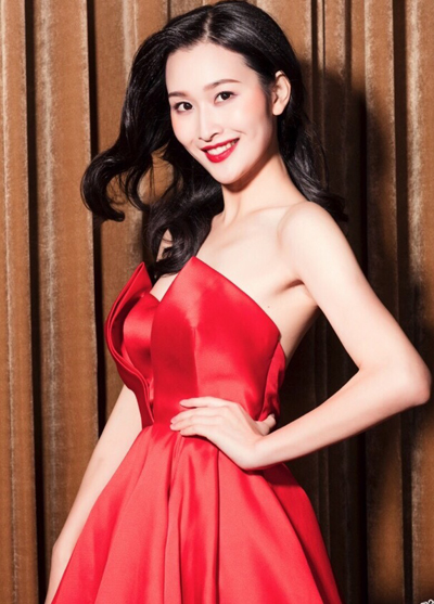 Hoa hậu Trung Quốc, Lu Yuan, đại diện nước chủ nhà được dự đoán sẽ có mặt trong top 10.