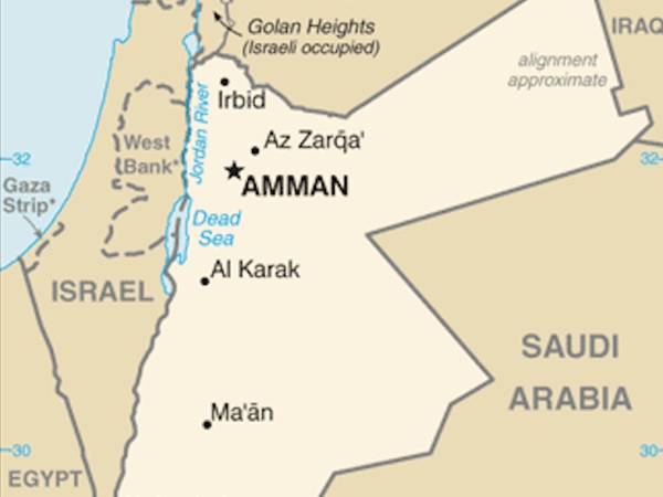 Được phác thảo bởi Winston Churchill, đường biên giới hình zig-zag giữa Ả Rập và Jordan luôn khiến người ta phải “ngã ngửa” về độ kì quặc.