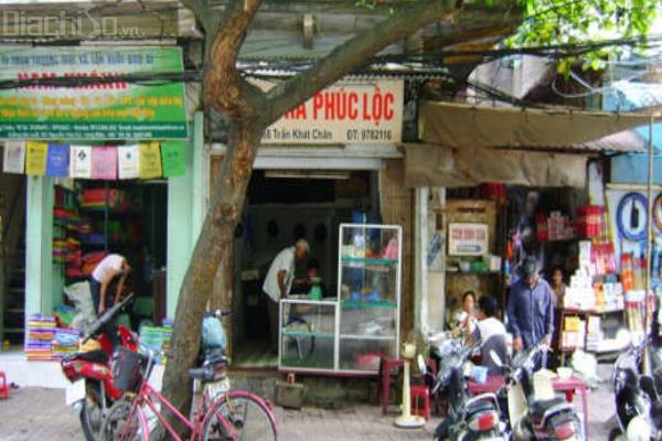 Cửa hàng giò chả Phúc Lộc