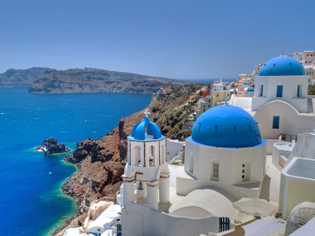 Santorini được coi là hòn đảo “thiên thần” của Hy Lạp.