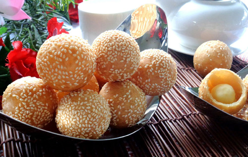 Bánh rán lúc lắc – món ăn cổ truyền của người Hà Nội