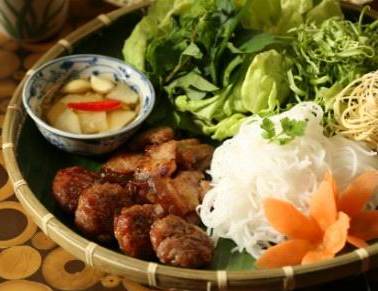 Bún chả món ăn thuộc loại quốc hồn quốc túy Việt Nam 