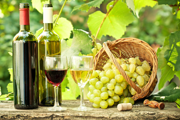 Hãy uống một lượng rượu vang vừa phải khoảng 148-178 ml mỗi ngày để tốt cho tiêu hóa và đẹp da