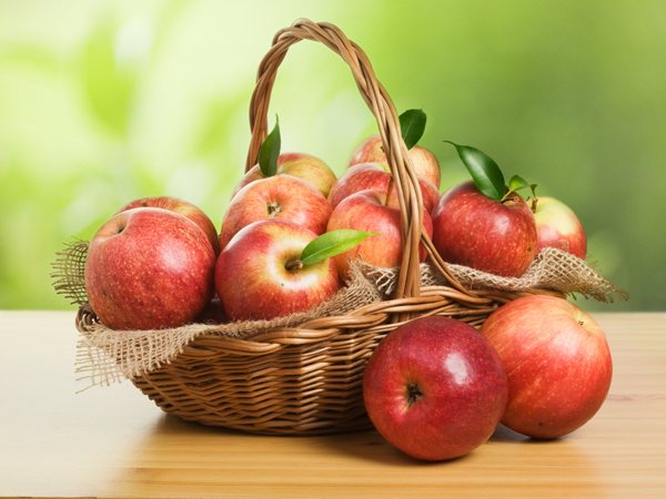 Phụ nữ mang thai nên ăn l-2 quả táo mỗi ngày để bổ sung kẽm