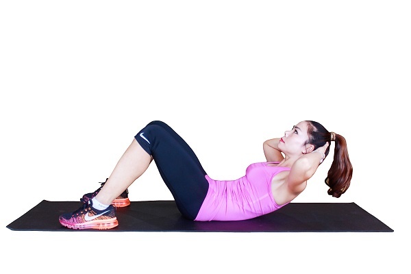 Crunch tại phòng gym thường được ví là một trong những động tác cực kì hiệu quả để lấy lại vòng eo thon