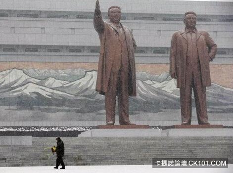 Kim Jong Il sưu tập khoảng 20.000 băng video