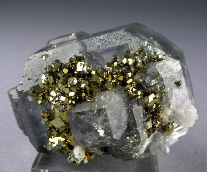 Thạch anh pyrite