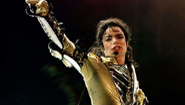 Dù quá cố, Michael Jackson vẫn kiếm 825 triệu USD năm 2016. Ảnh: Reuters