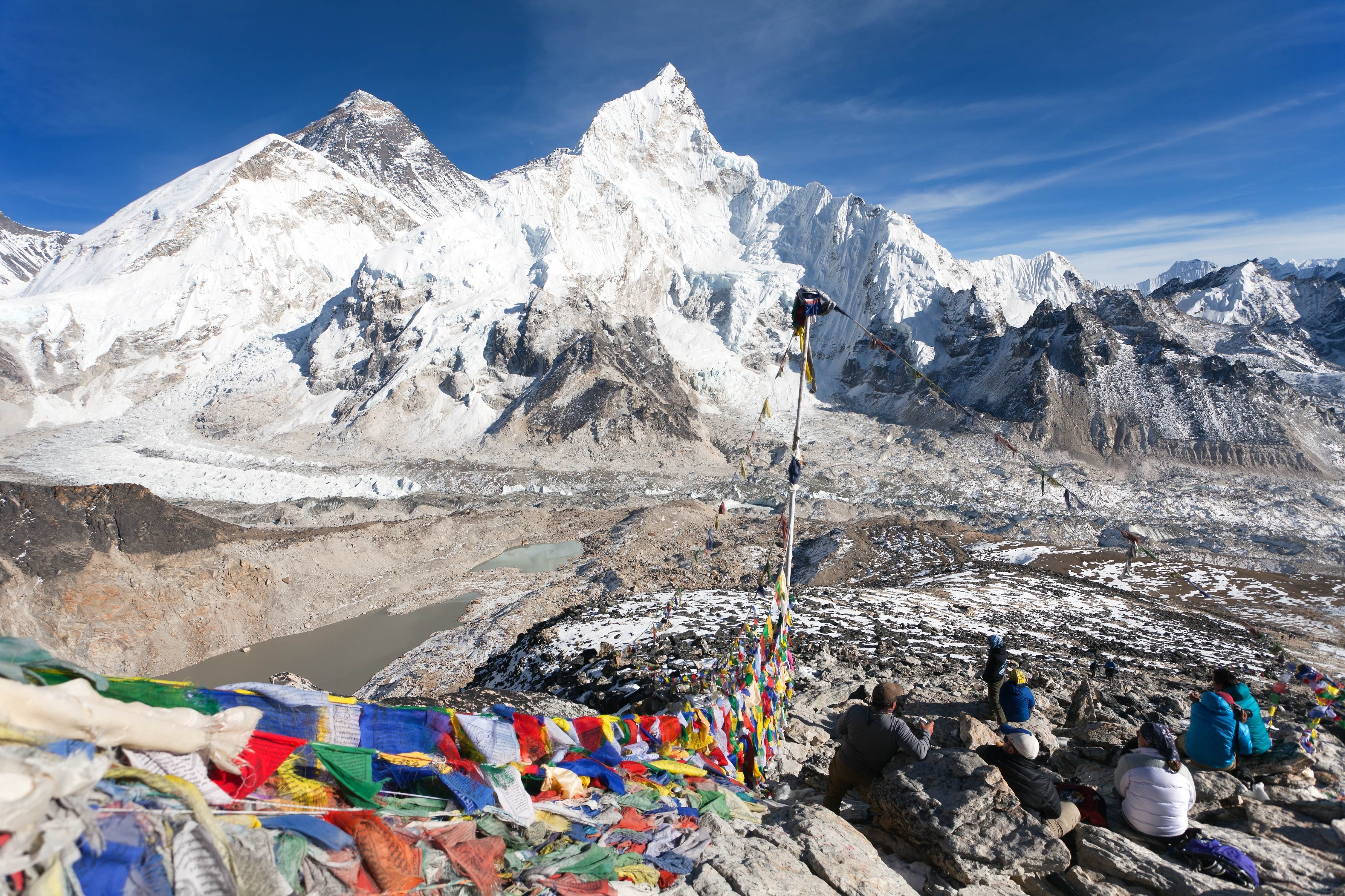 A view of Mt Everest, Lhotse and Nuptse in Sagarmatha National Park, Nepal © Daniel Prudek / Shutterstock