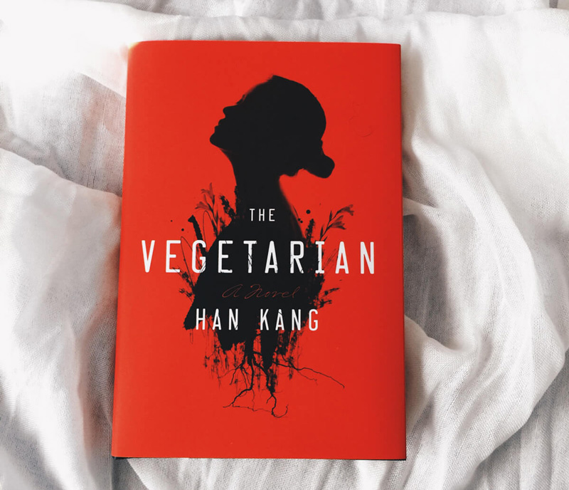 4. The Vegetarian - Tạm dịch: Người ăn chay (Han Kang). Năm xuất bản: 2007.