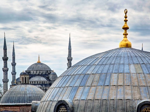 Istanbul với nền văn hóa kiến trúc của những đế chế và những nhà thờ hồi giáo