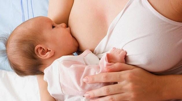 Cho con bú giúp giảm nguy cơ rối loạn chuyển hóa ở mẹ