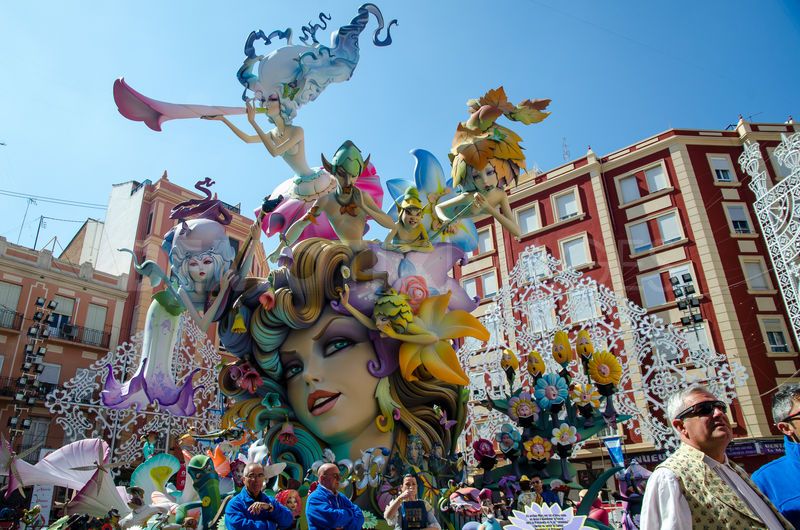 Lễ hội Las Fallas ở Tây Ban Nha. 