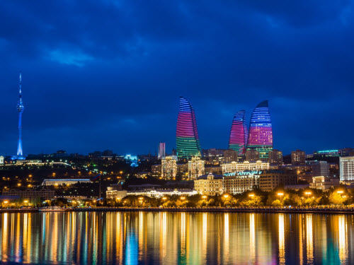Tại Baku bạn sẽ nhìn thấy những tòa nhà chọc trời hiện đại như ở Dubai
