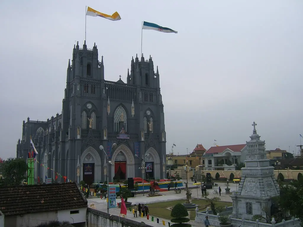  Nhà thờ Phú Nhai Nam Định (1886) 