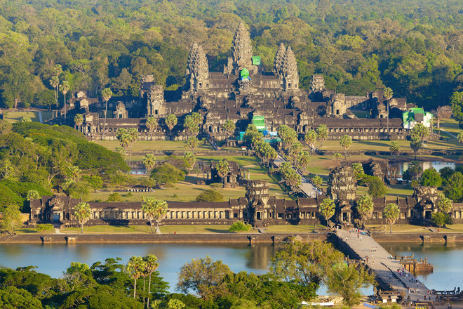 Angkor Wat khu di tích tôn giáo lớn nhất trên thế giới tại Campuchia