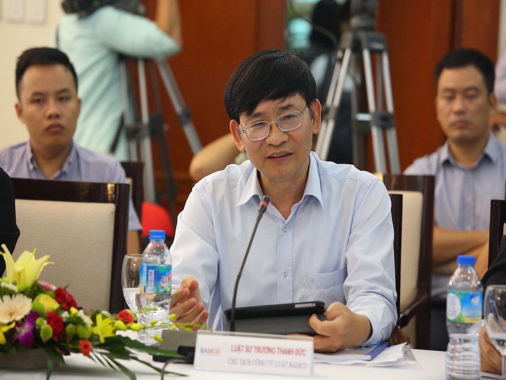 Luật sư Trương Thanh Đức trả lời phỏng vấn báo chí
