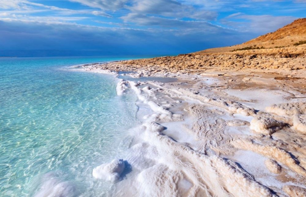 Biển Chết với không khí và làn nước trong xanh không tồn tại bất kỳ ô nhiễm nào.