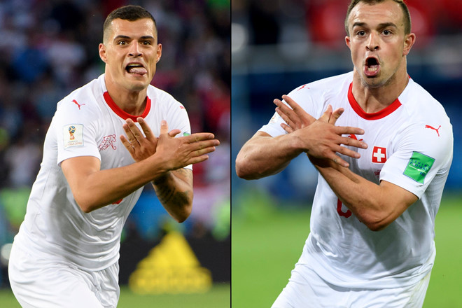 Hai chàng cầu thủ quá khích của Thụy Sĩ.