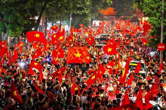 Cảnh tượng khi Việt Nam thắng vòng tứ kết.