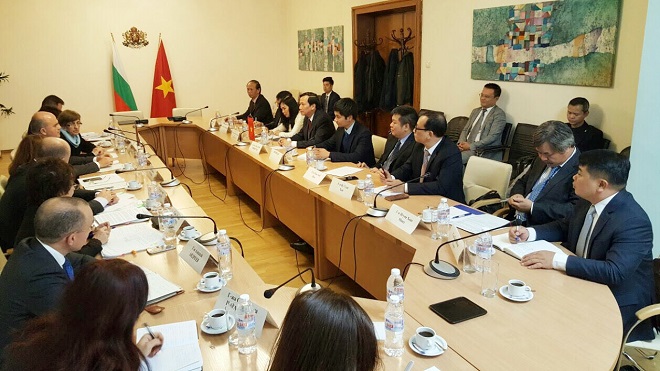 Việt Nam-Bungari ký kết hợp tác về lao động, việc làm và an sinh xã hội - Ảnh 1