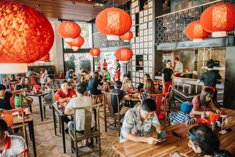 Ảnh 4: Khu ẩm thực Trung Hoa thực sự hấp dẫn khách hàng Việt tại Vincom Center Metropolis