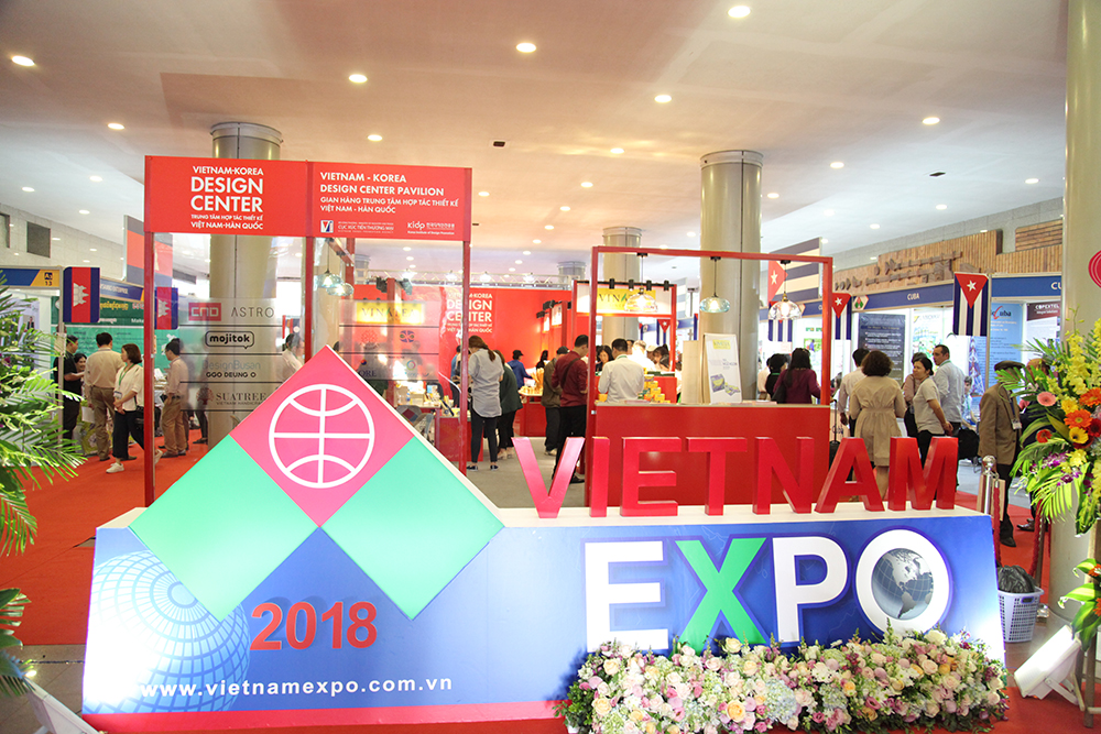 Vietnam Expo 2018 nhận được sự quan tâm không chỉ của các doanh nghiệp mà còn của người dân thủ đô ngày từ ngày đầu khai mạc.
