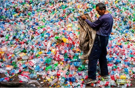 Số nhựa được sản xuất trong 10 năm qua nhiều hơn trong cả thế kỷ 20