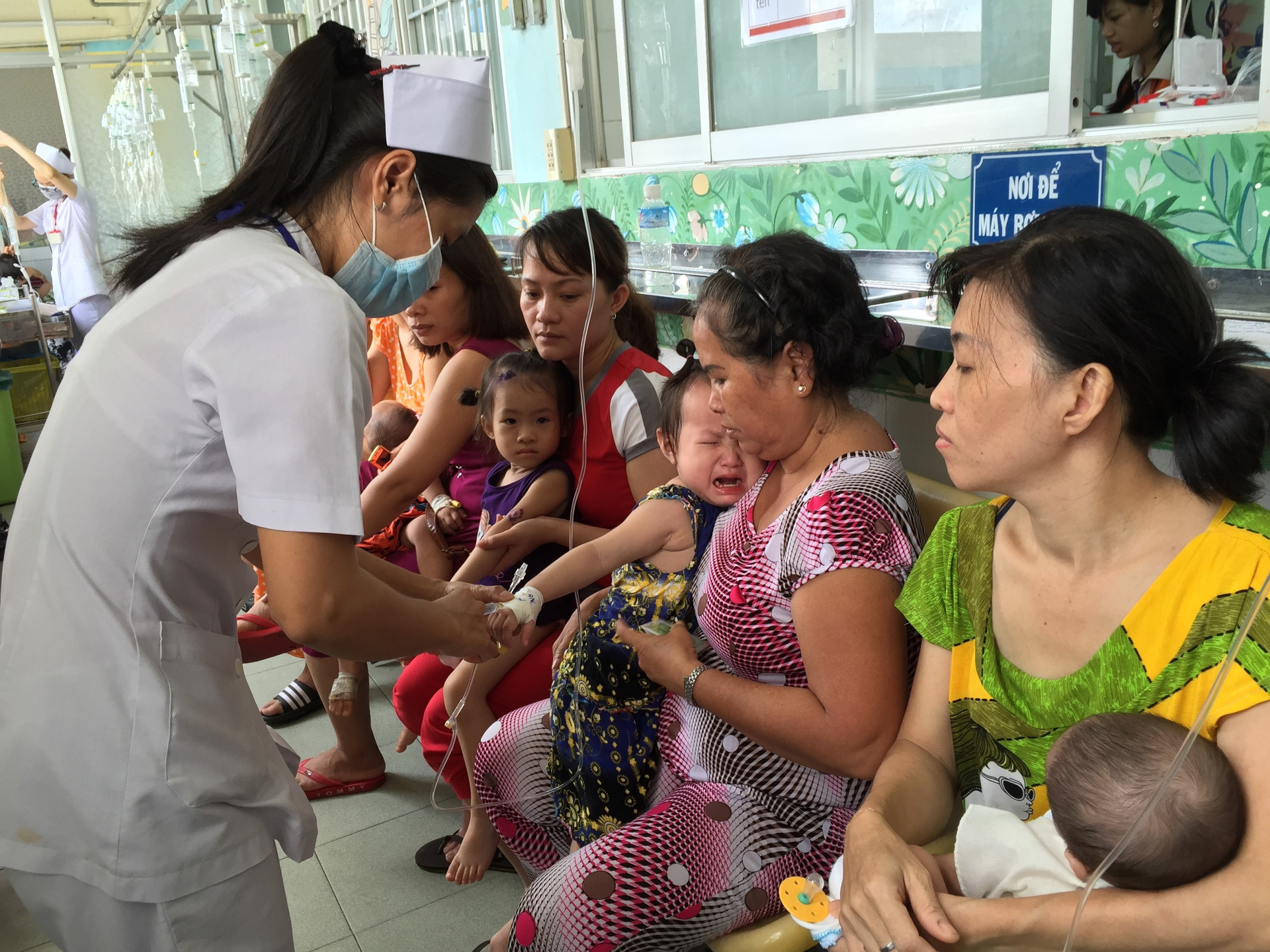 Rất nhiều trẻ nhập viện vì sốt xuất huyết Dengue (Ảnh: minh hoạ/Sài gòn giải phóng)