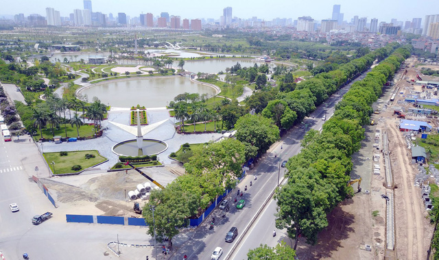  Công viên Hòa Bình, một trong 5 địa điểm có biểu hiện mại dâm ở Hà Nội. Ảnh: Mộc Trà 