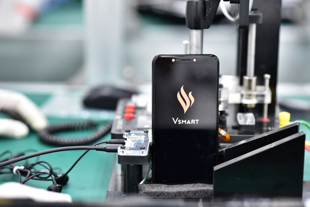Các sản phẩm điện tử thông minh đầu tiên của Tập đoàn Vingroup sẽ được công bố vào ngày 14/12 tới.