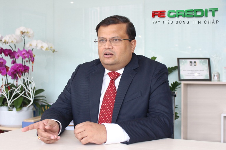 Ông Kalidas Ghose, Phó chủ tịch kiêm Tổng giám đốc FE Credit