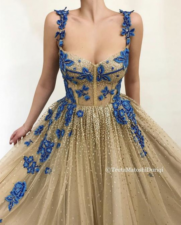 Nhà thiết kế tạo ra những chiếc váy đẹp như cổ tích khiến chị em thích mê 14