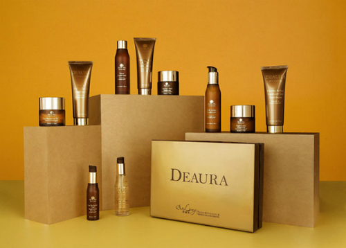 Trọn bộ 10 sản phẩm mỹ phẩm cao cấp của Deaura D’or Mystere.