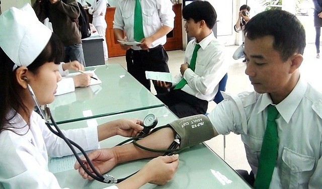 Hà Nội công bố 10 cơ sở y tế đủ điều kiện khám sức khoẻ lái xe - Ảnh 1.