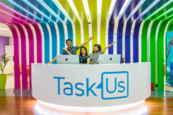 TaskUs, có trụ sở ở Santa Monica, California.