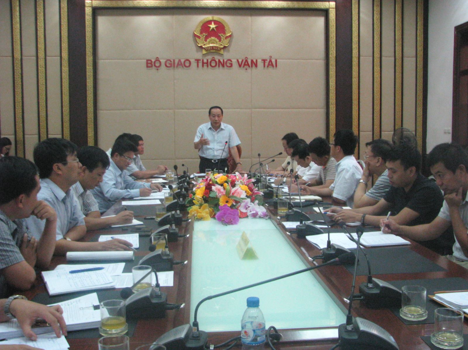 Thứ trưởng Nguyễn Hồng Trường chủ trì cuộc họp
giao ban Dự án đường sắt đô thị tuyến Cát Linh - Hà Đông.