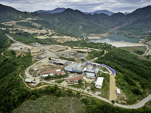 Nhà máy khai thác của Công ty TNHH khai thác vàng Bồng Miêu - Ảnh: Besra Việt Nam