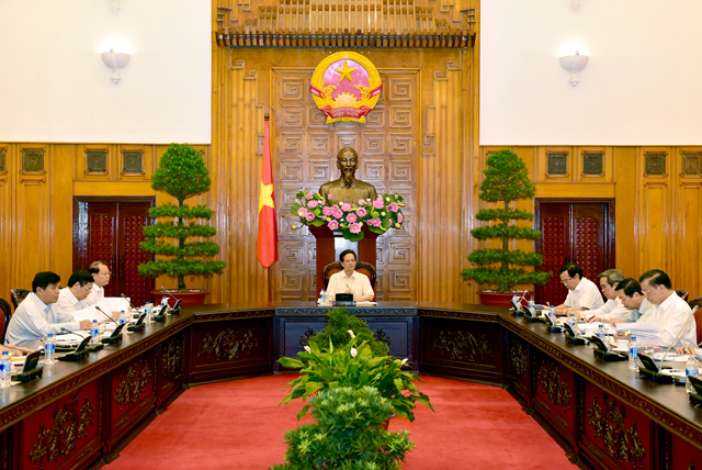 Thủ tướng Chính phủ Nguyễn Tấn Dũng chủ trì cuộc họp với các Ban, Bộ ngành, cơ quan liên quan về việc đồng Nhân dân tệ của Trung Quốc giảm giá.