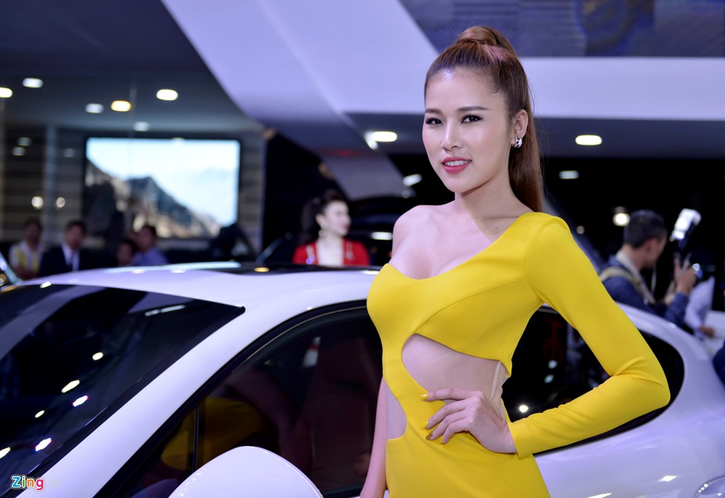 Triển lãm ôtô quốc tế Vietnam International Motor Show 2015 lần đầu tiên được tổ chức tại Việt Nam.